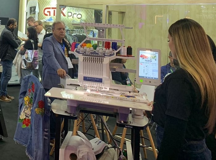 Demonstração ao vivo da PR1055X na FuturePrint 2024