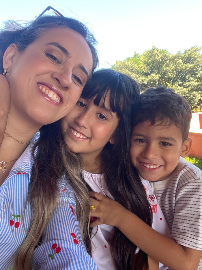 Influenciadora Brother Docinho com sua família