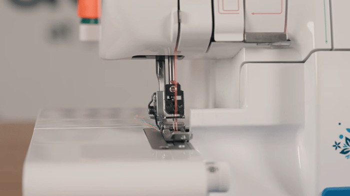 Máquina de costura overlock Brother 3534DT