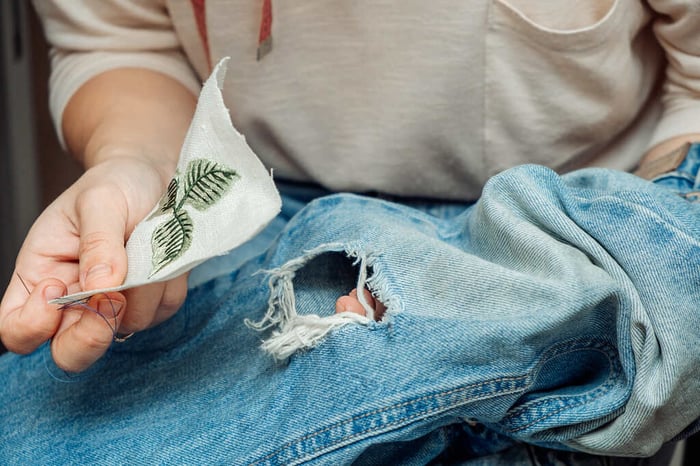 Upcycling com bordado personalizado